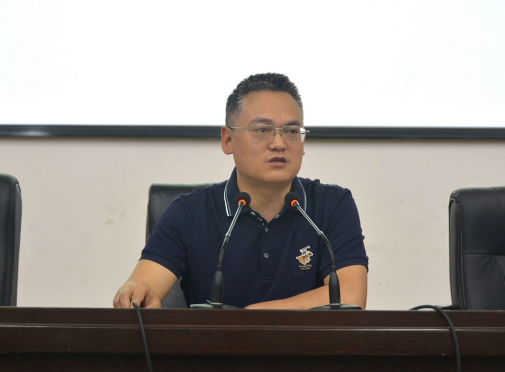 董书记讲话