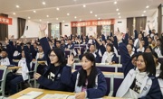 江油中学开展“弘扬科学家精神”主题团课活动
